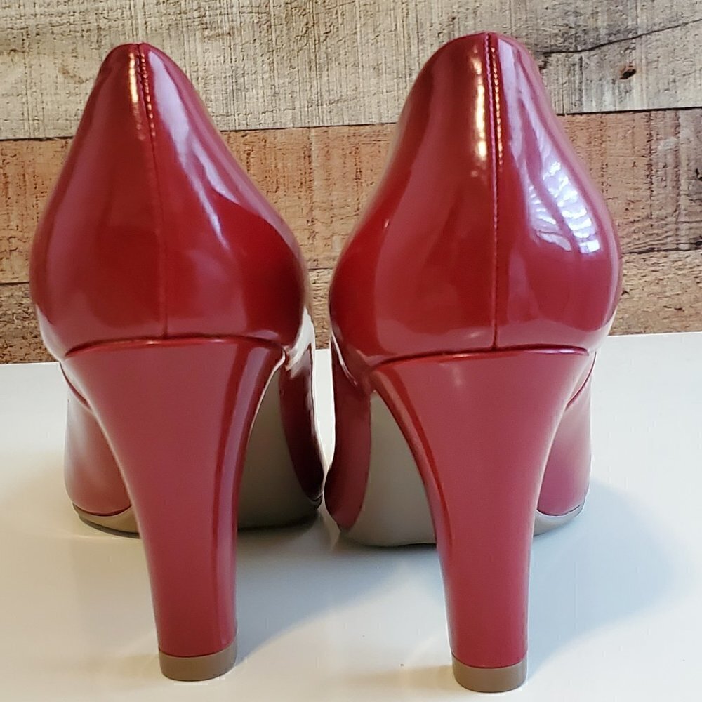 Bandolino Red Pumps Size 8 - image 3
